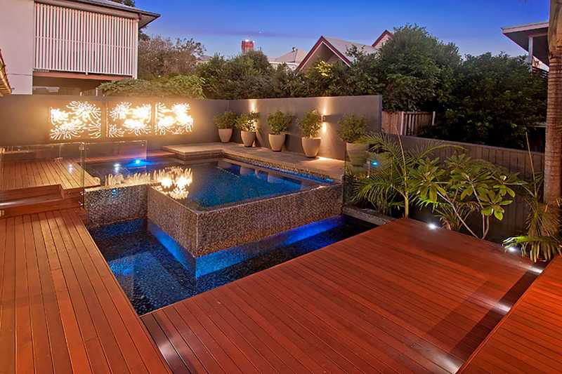 Innovative Pool Deck Renovation Ideas